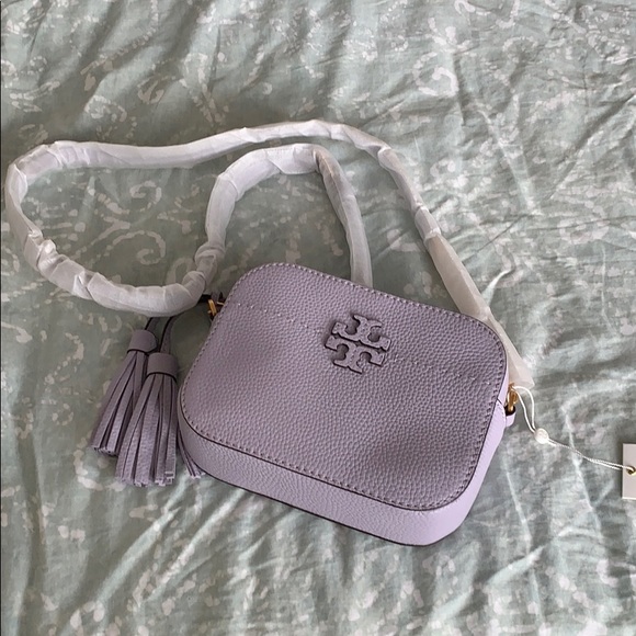 Tory Burch Handbags - Tory Burch McGraw camera bag
